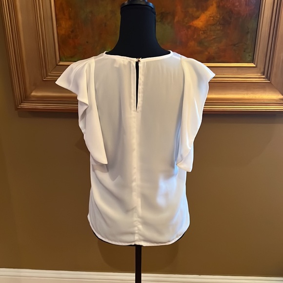 Alythea Cream Colored Flutter Sleeve Blouse - Picture 2 of 4